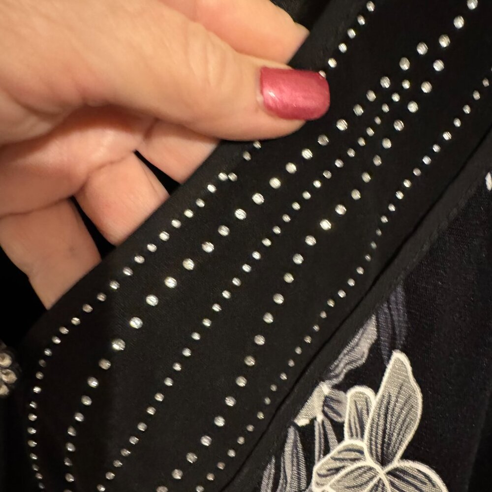 GORGEOUS TOP w/RHINESTONE DETAIL 3X PLUS #Y - Picture 9 of 9